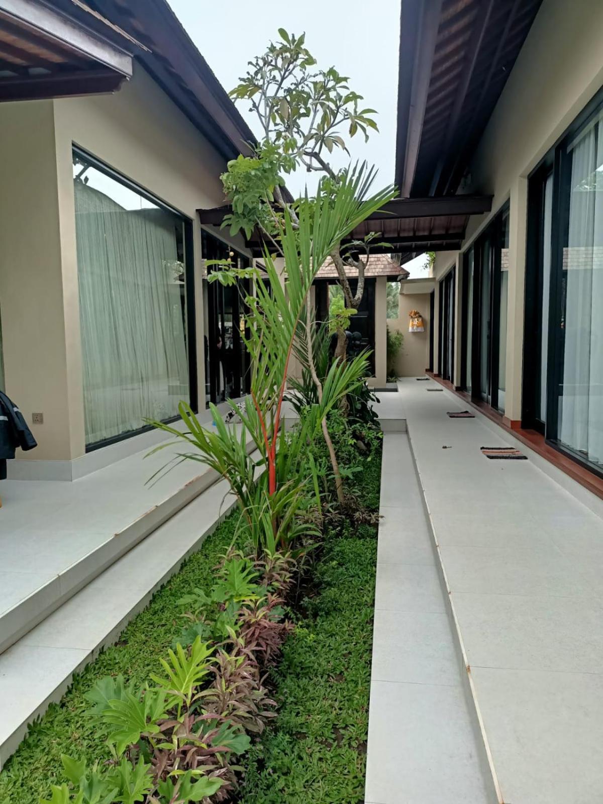 Adi Laxmi Villa Ubud ภายนอก รูปภาพ