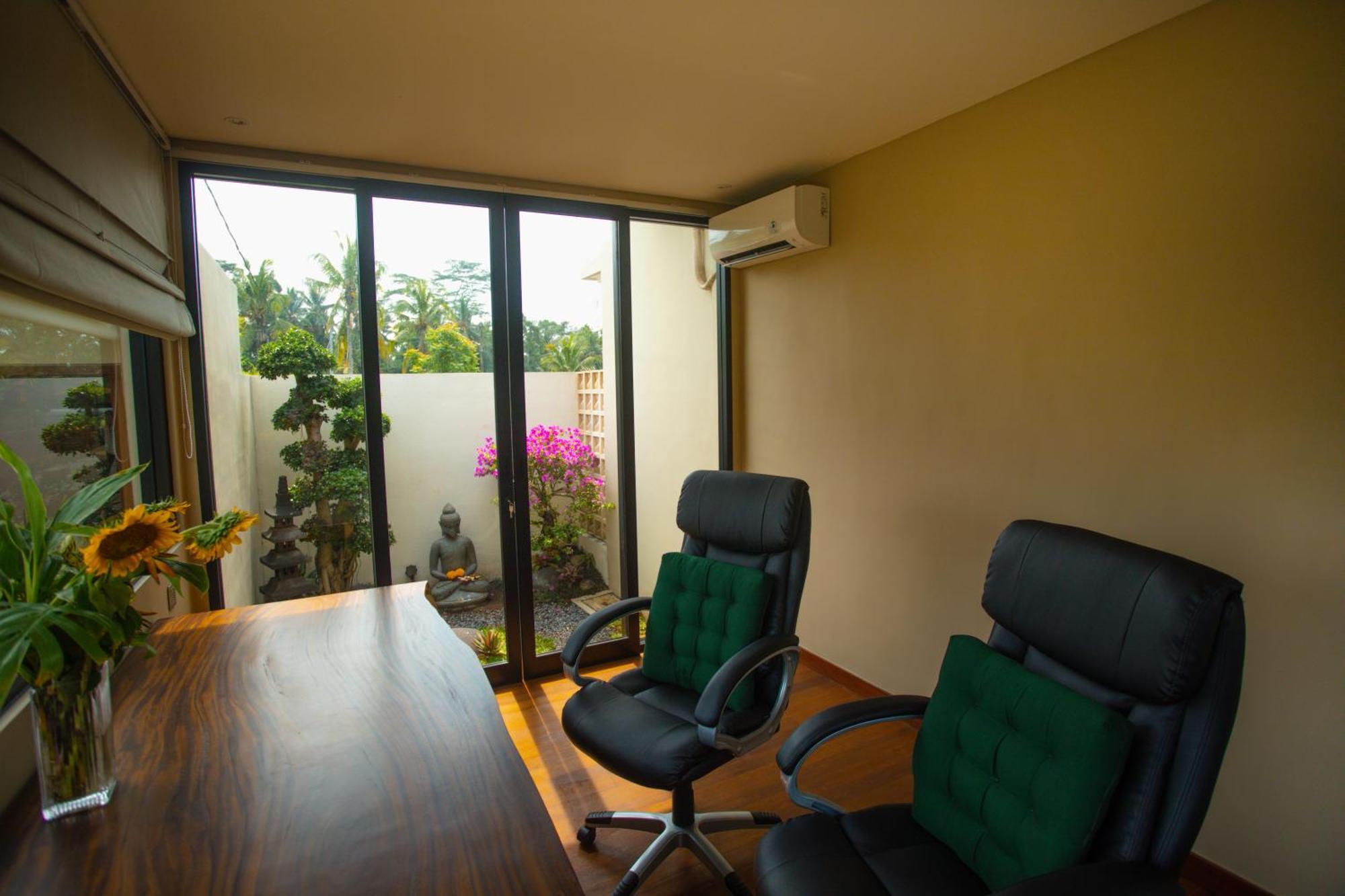 Adi Laxmi Villa Ubud ภายนอก รูปภาพ