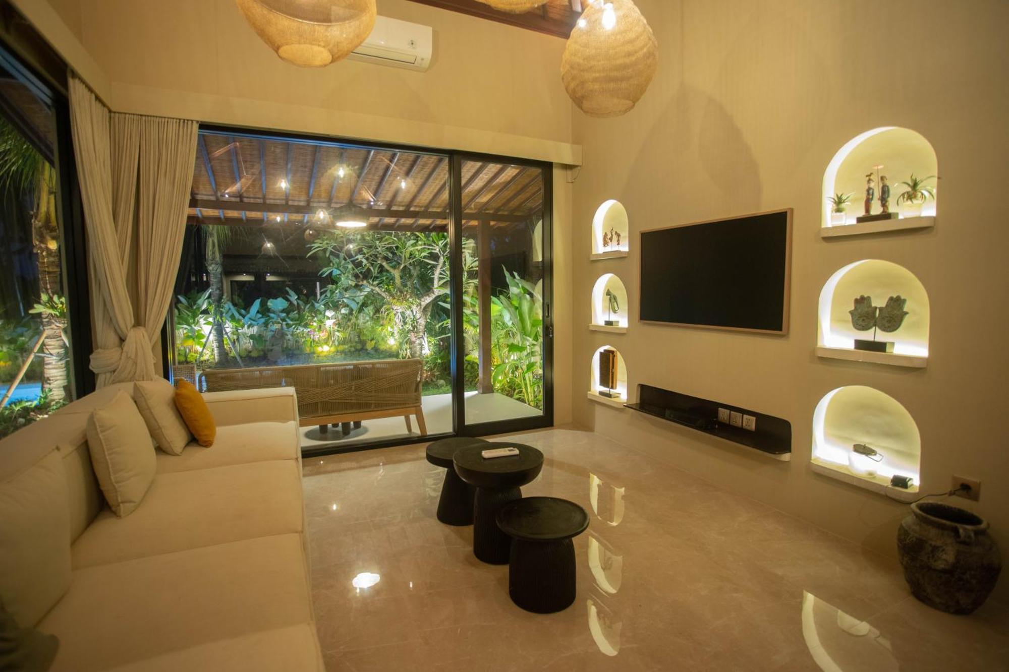 Adi Laxmi Villa Ubud ภายนอก รูปภาพ