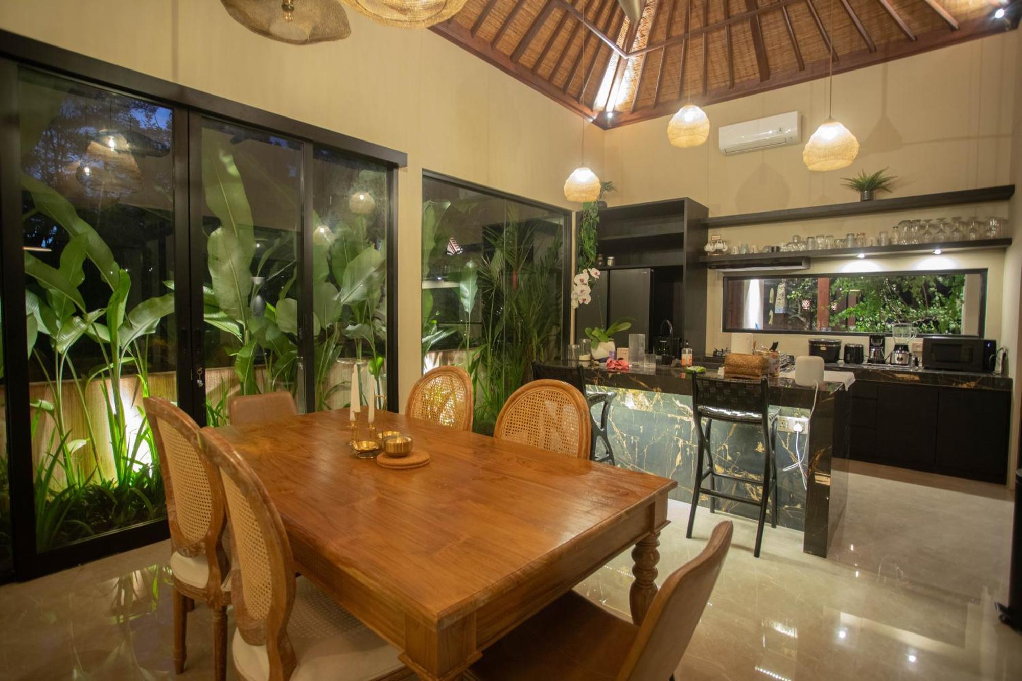 Adi Laxmi Villa Ubud ภายนอก รูปภาพ